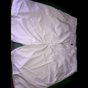 Men’s Calloway golf shorts
